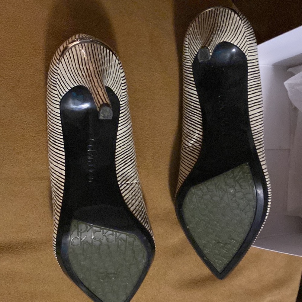 Calvin Klein shoes - Picture 4 of 6
